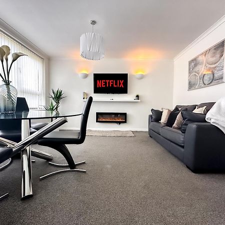 Contemporary And Cosy Birmingham Apartment- Free Parking & Wi-Fi Exterior foto
