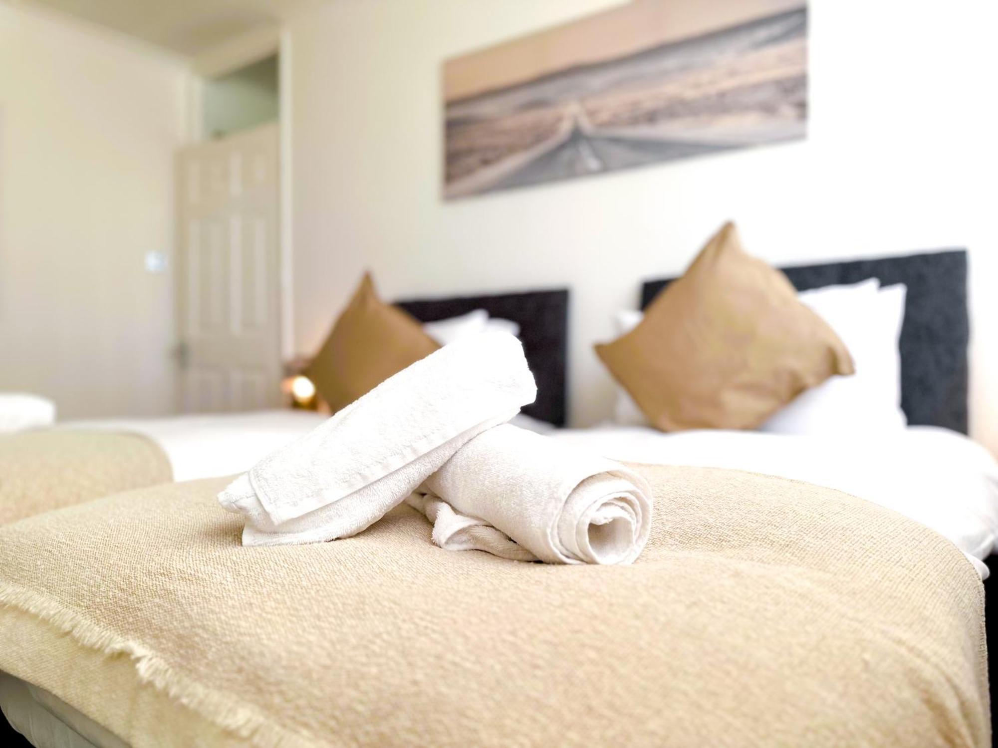 Contemporary And Cosy Birmingham Apartment- Free Parking & Wi-Fi Exterior foto